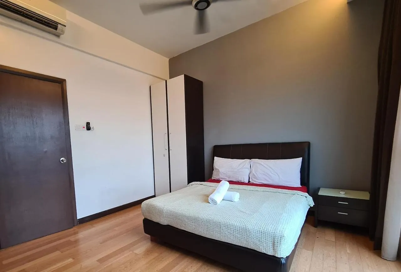 Apartment Regalia Residence Klcc View By Iluxhome Kuala Lumpur