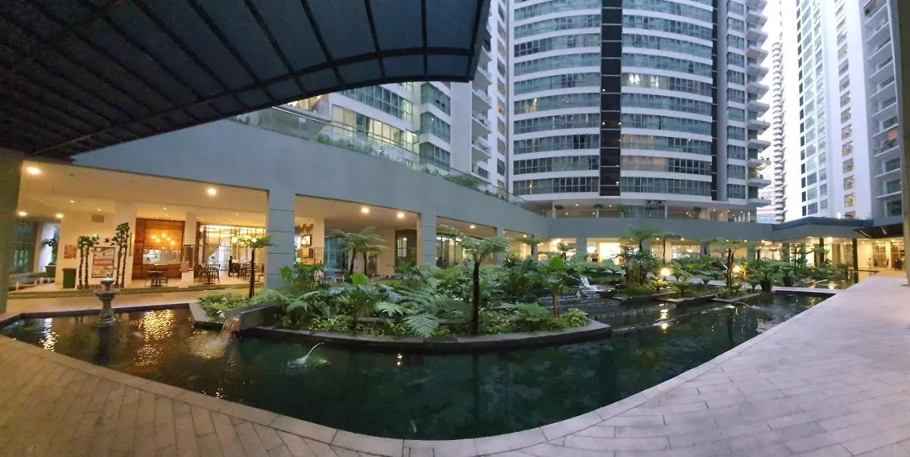 Apartment Regalia Residence Klcc View By Iluxhome Kuala Lumpur